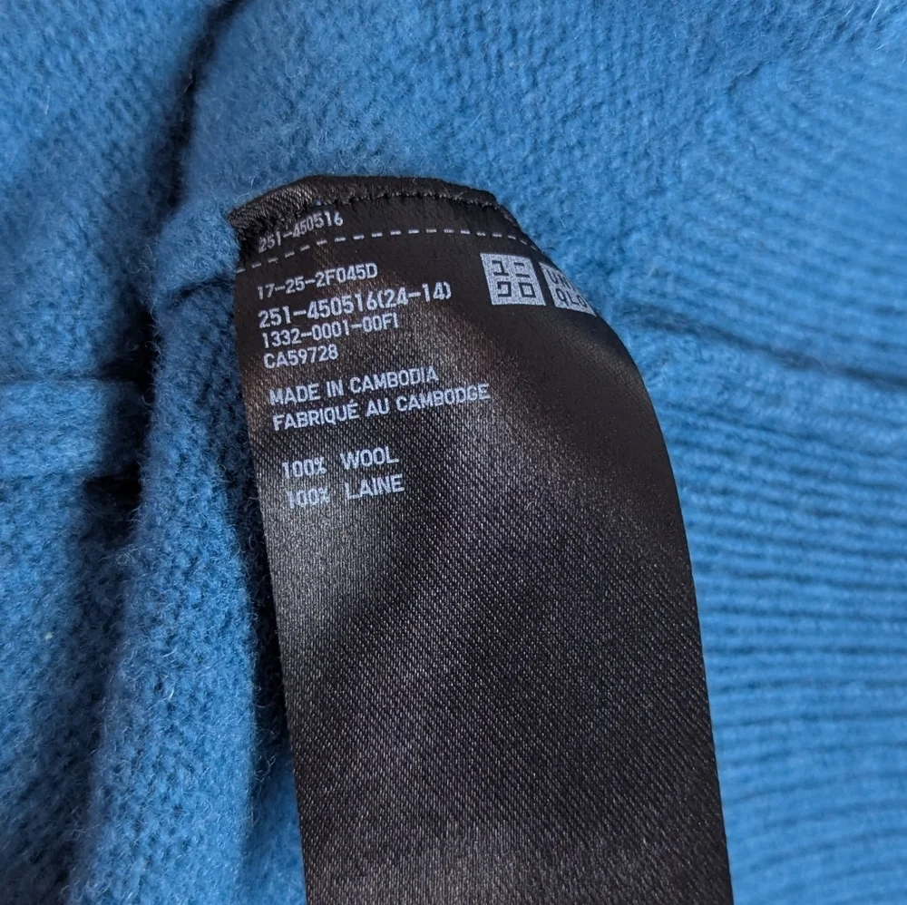 Uniqlo 100% Wool Crewneck Sweater Blue | Size M Fitted Classic Knit - Picture 6 of 8